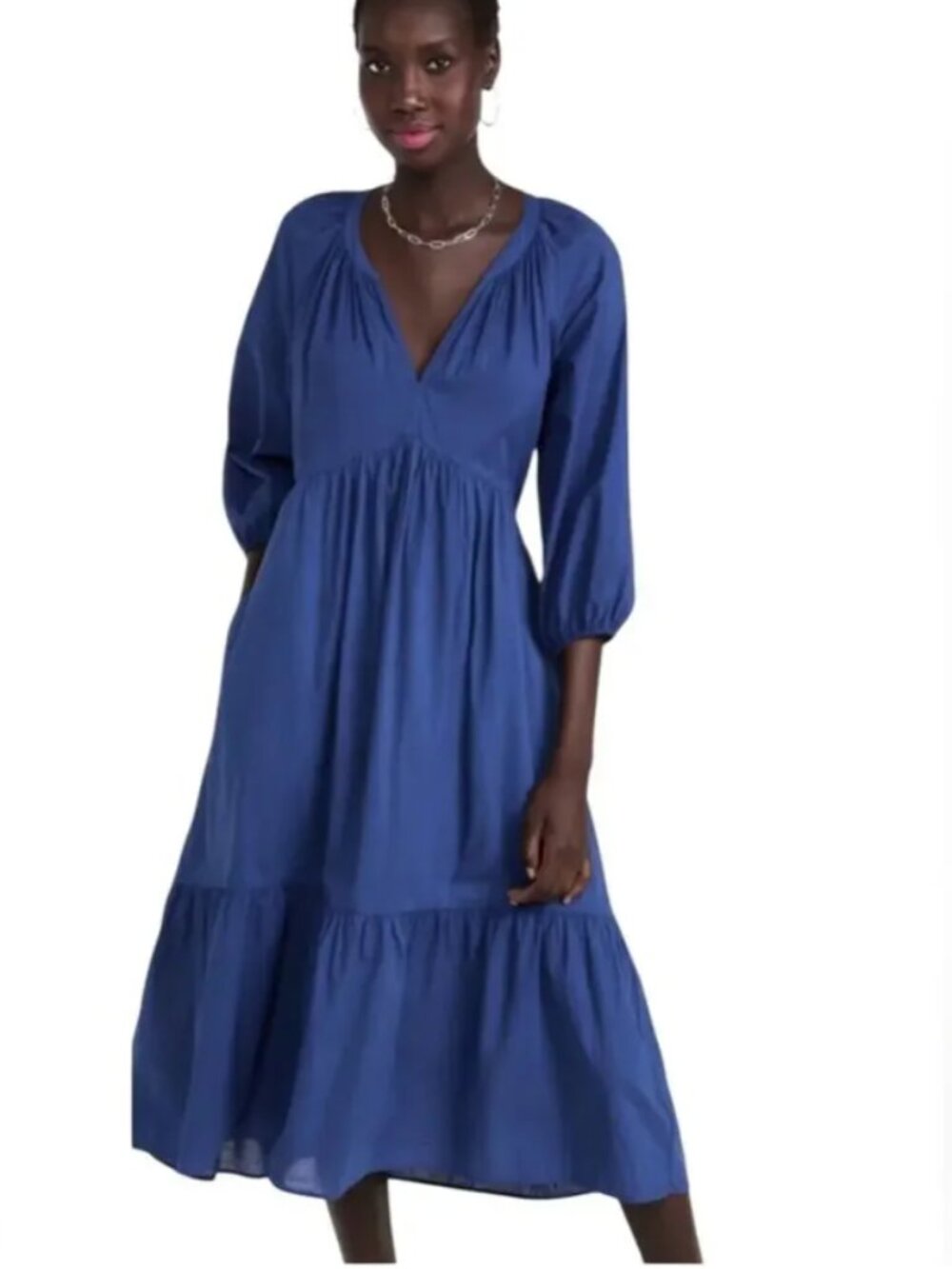 XiRENA Vie Empire Tiered 3/4 Sleeve Midi Dress V Neck in Capri Blue XS